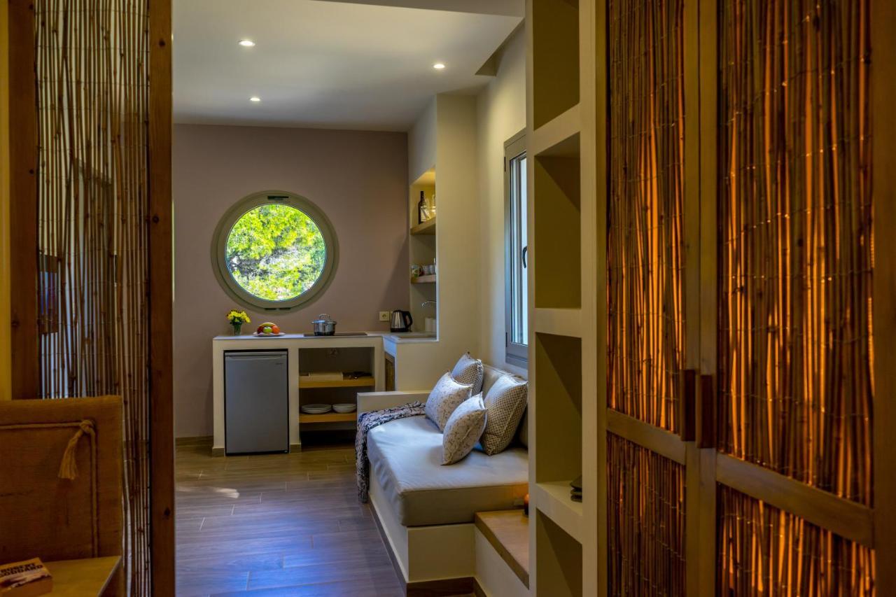 Forest Resort Suites Skiathos Troulos Bagian luar foto