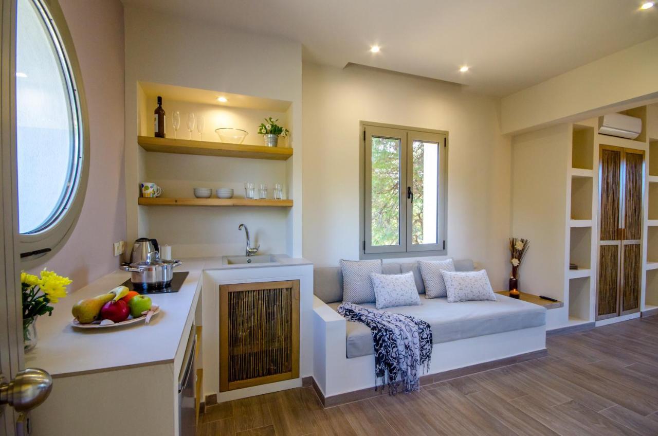 Forest Resort Suites Skiathos Troulos Bagian luar foto