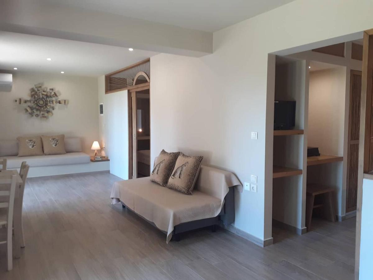 Forest Resort Suites Skiathos Troulos Bagian luar foto