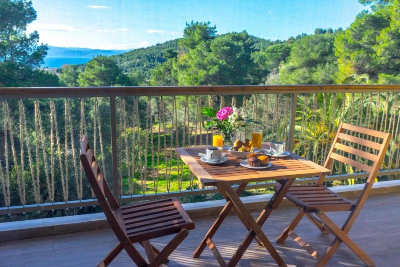 Forest Resort Suites Skiathos Troulos Bagian luar foto
