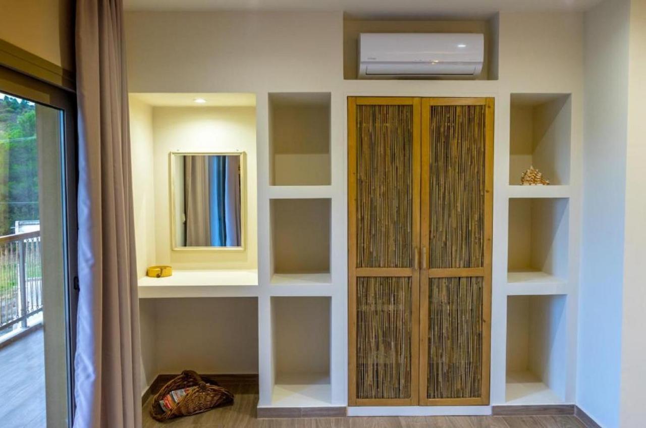 Forest Resort Suites Skiathos Troulos Bagian luar foto