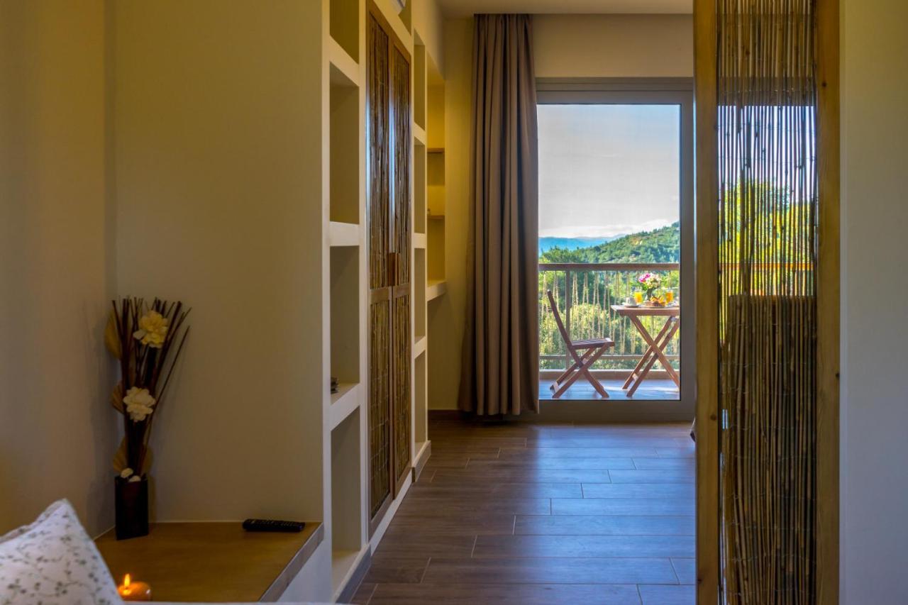 Forest Resort Suites Skiathos Troulos Bagian luar foto